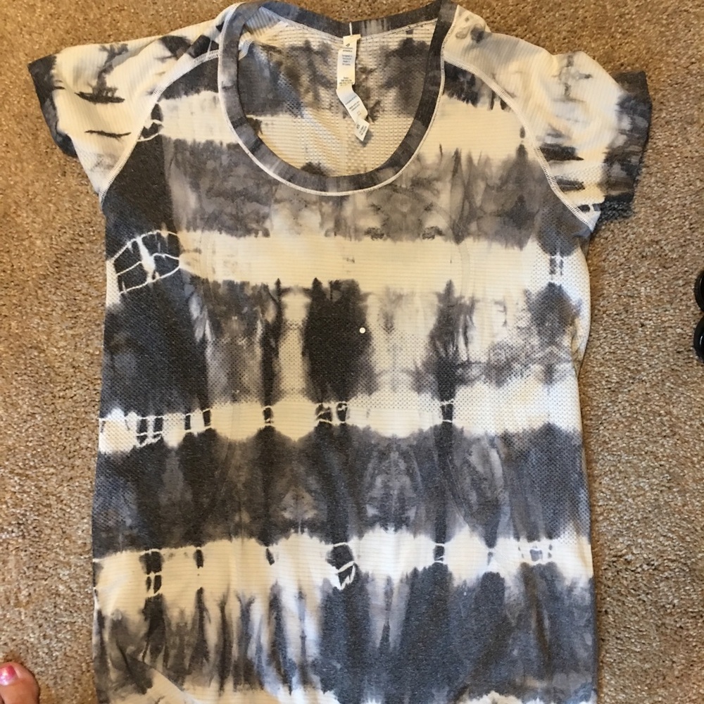 Lululemon swiftly size 10